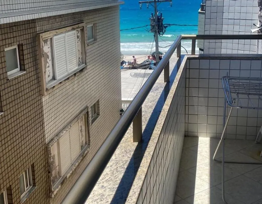 Apartamento 2 quartos na Beira da praia em Arraial do Cabo-1